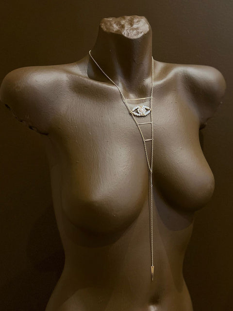 Floral cupids eye necklace