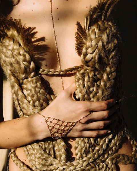 Cleopatra Hand Chain - Goldish