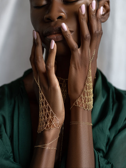 Mesh Portal Glove Hand Chain - Goldish