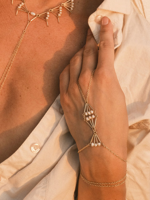 Blossom Fish Hand Chain