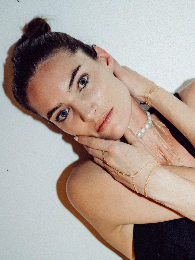 Serenity Hand Chain - Goldish