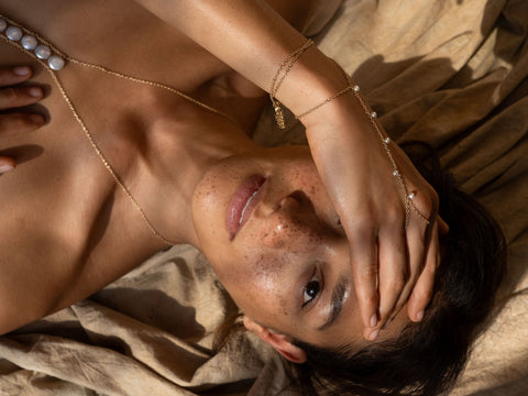 Vine Pearl Hand Chain